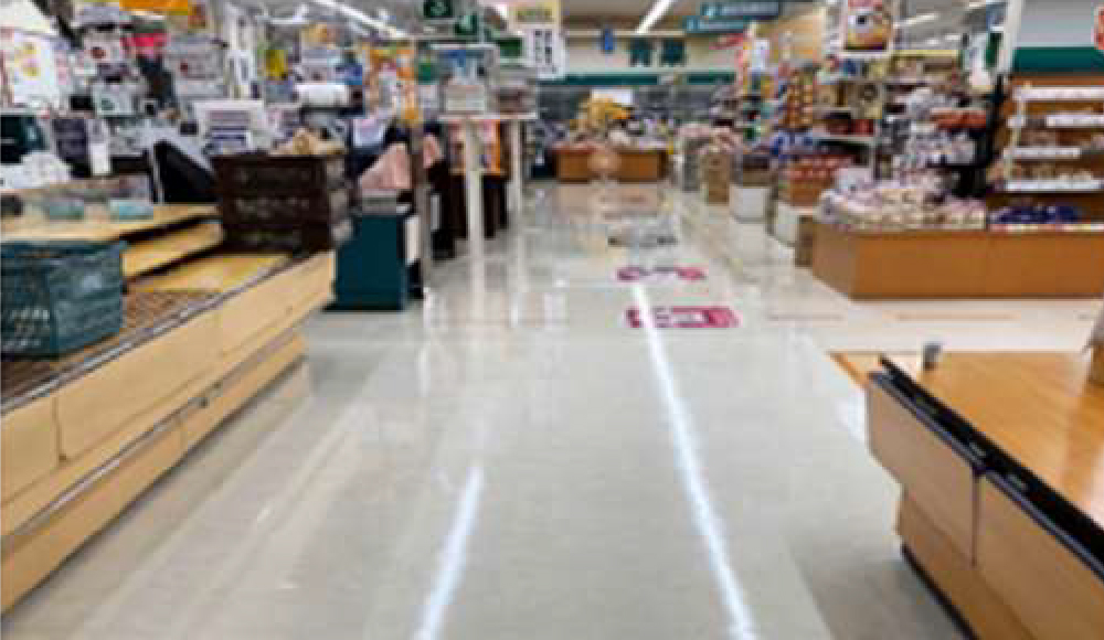 スーパーマーケットゆめマート店舗内床