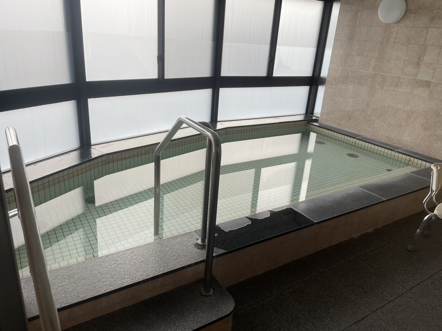 佐賀市　社会福祉法人I様　浴槽配管洗浄施工画像