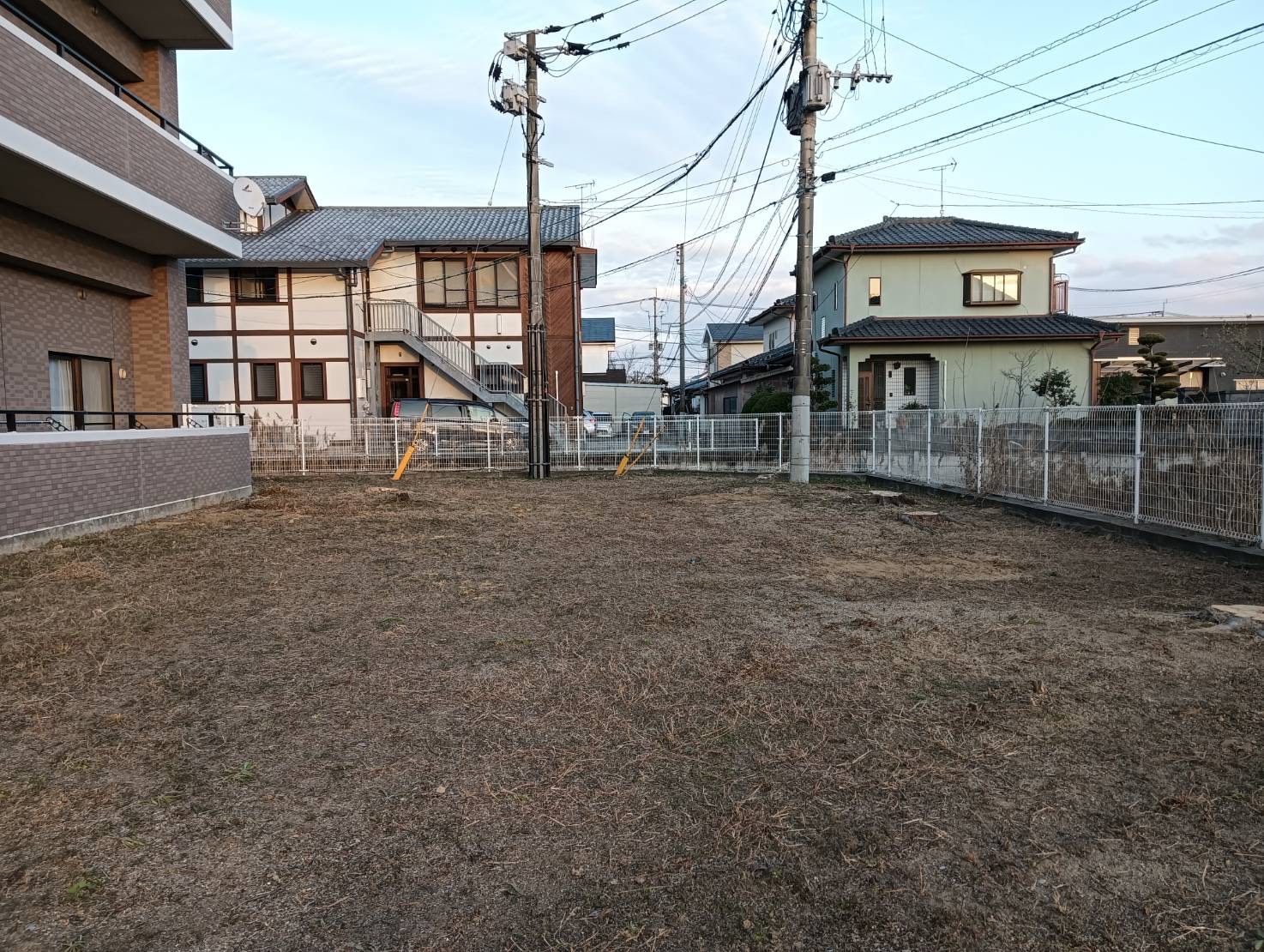 佐賀市　社会福祉法人I　様　木の伐採及び草刈り施工画像